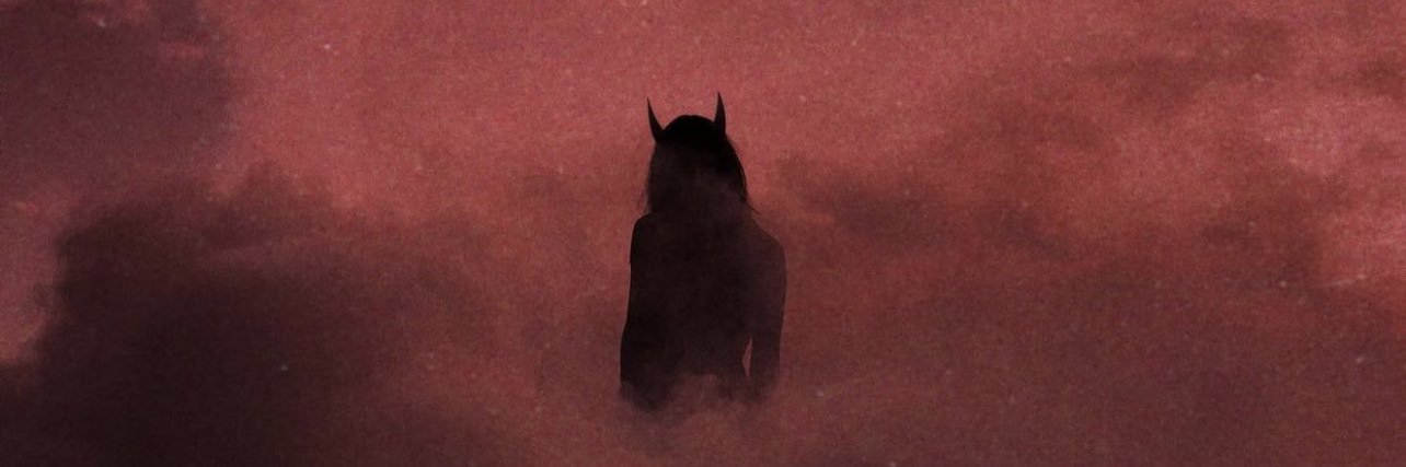 LauraPopaa's profile banner image