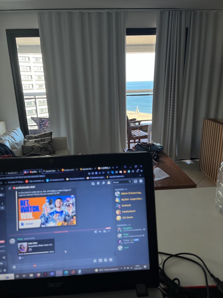 Burk 🧑🏻‍💻 banner