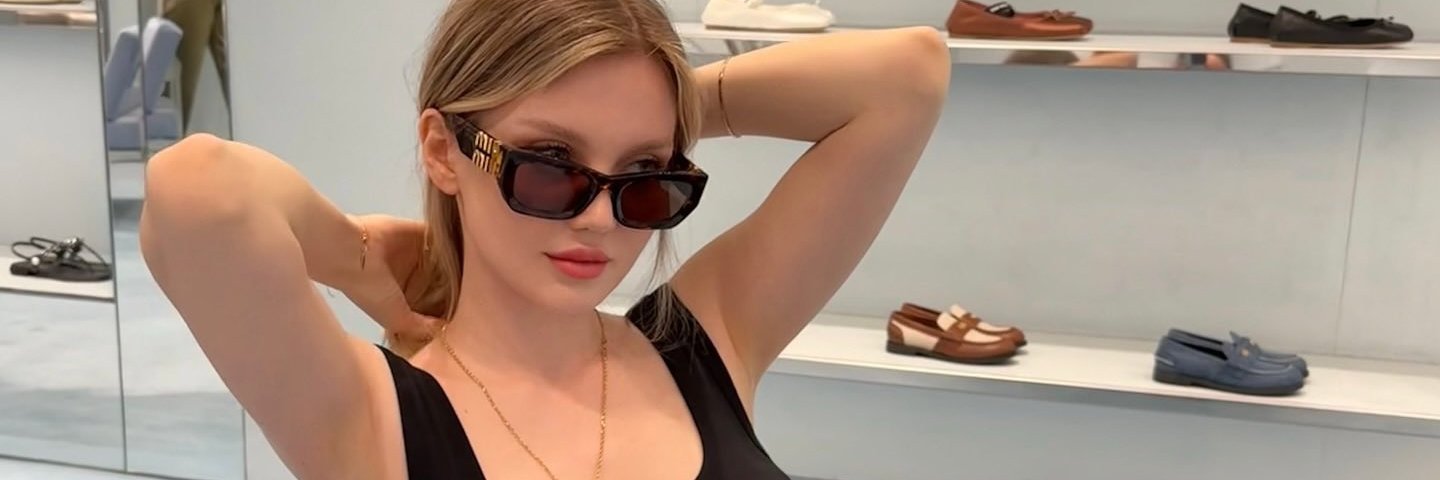 Anna_T93's profile banner image
