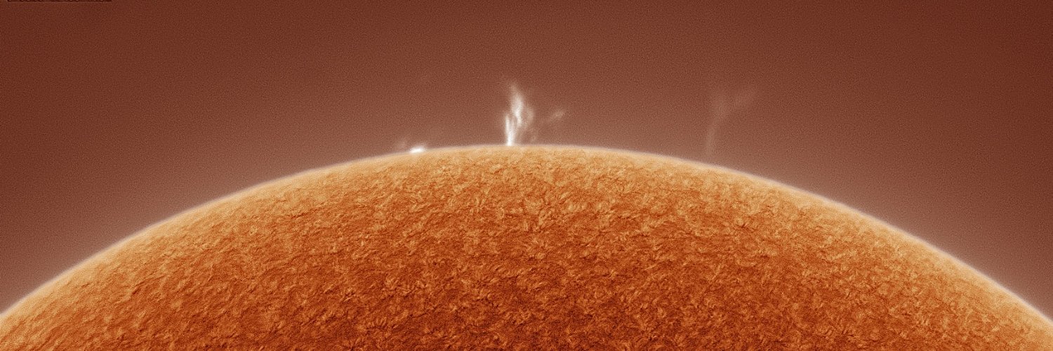 simooooone's profile banner image