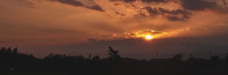 _karakasu's profile banner image
