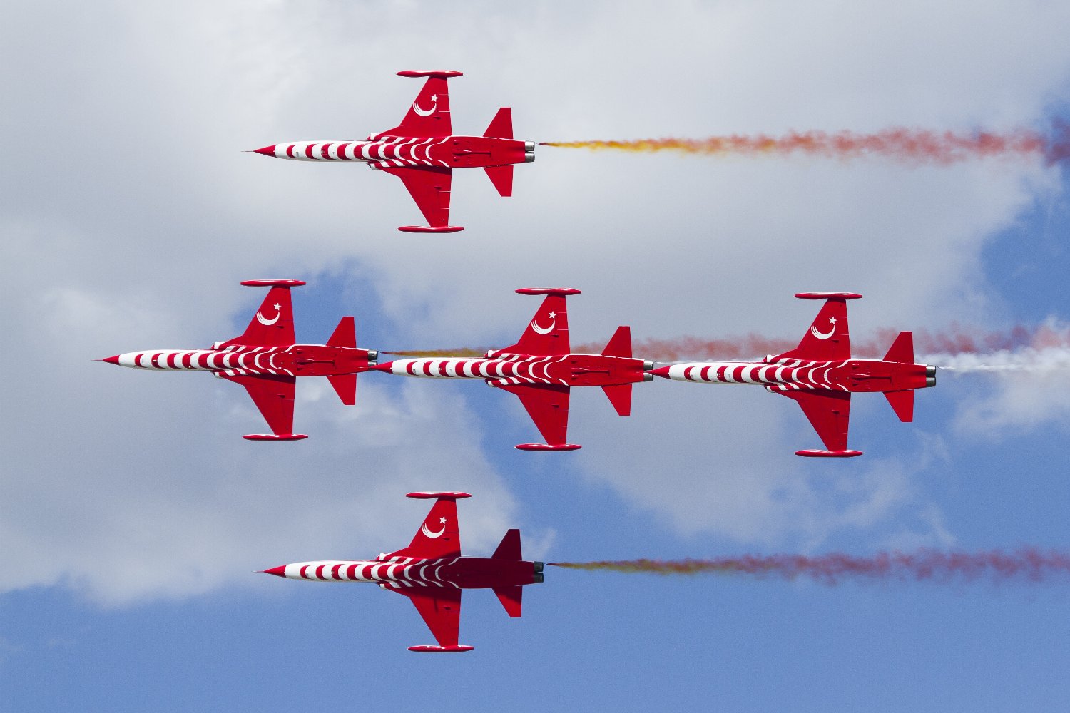 ozeren166's profile banner image