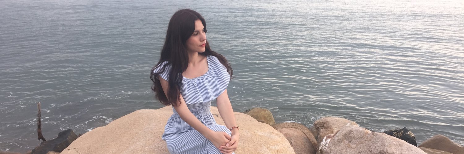 roxana_50's profile banner image