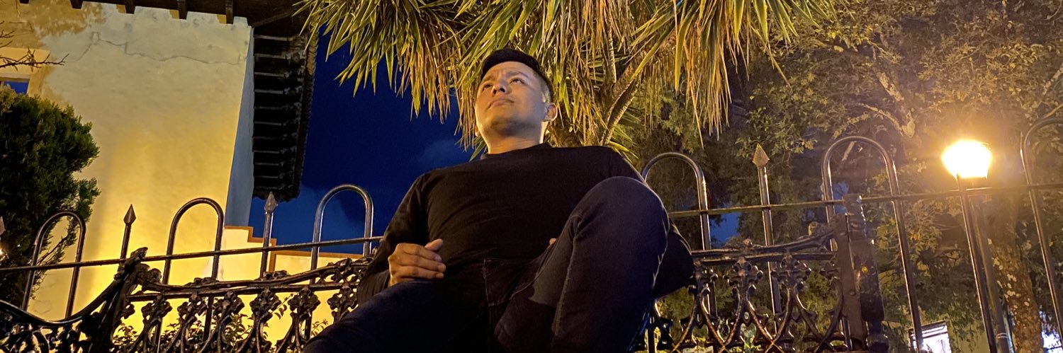 LegnaCr10's profile banner image