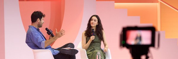 roxannevarza Profile Banner