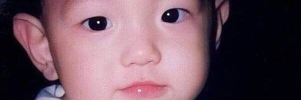 eeexooo408's profile banner image