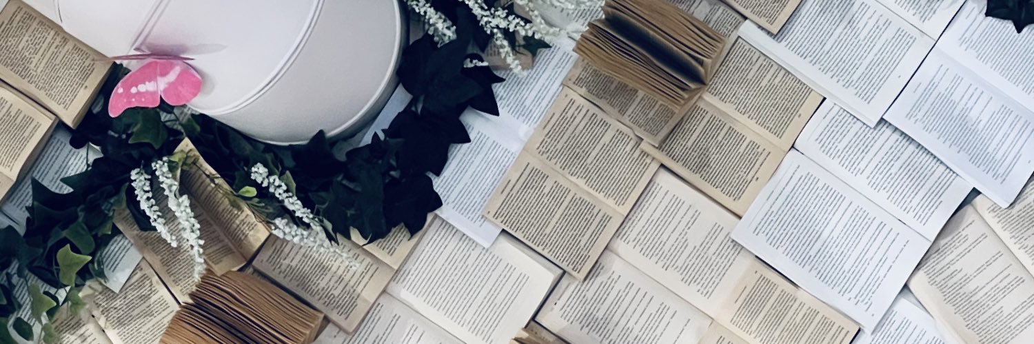 _tatiloves_'s profile banner image