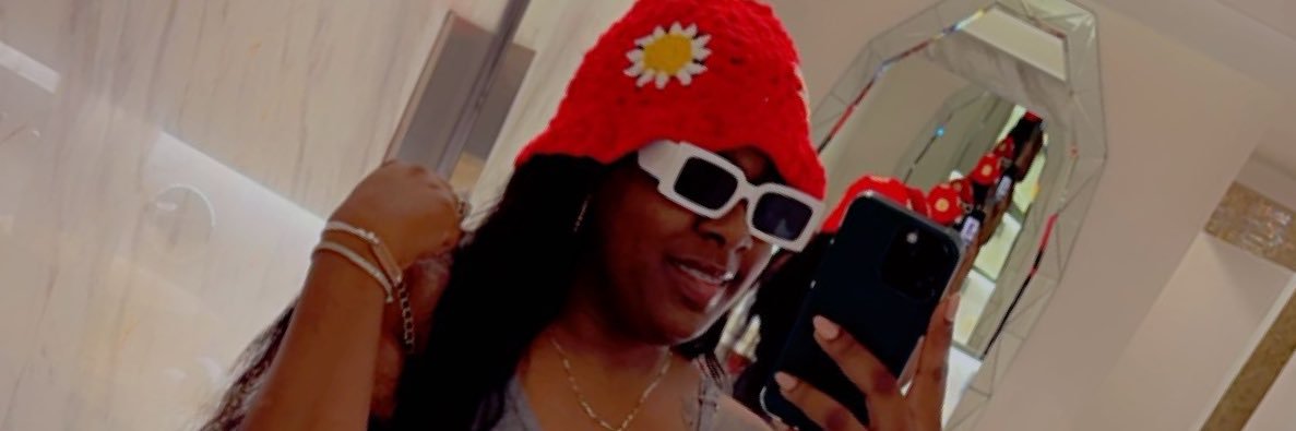 Melleanese's profile banner image