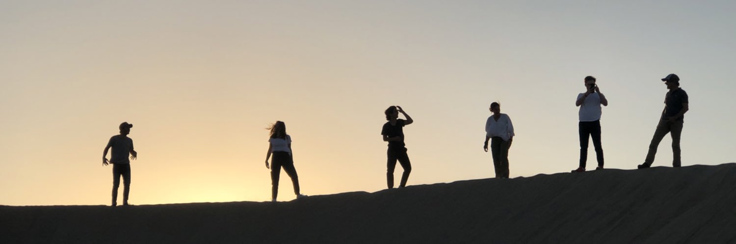 inileonz's profile banner image