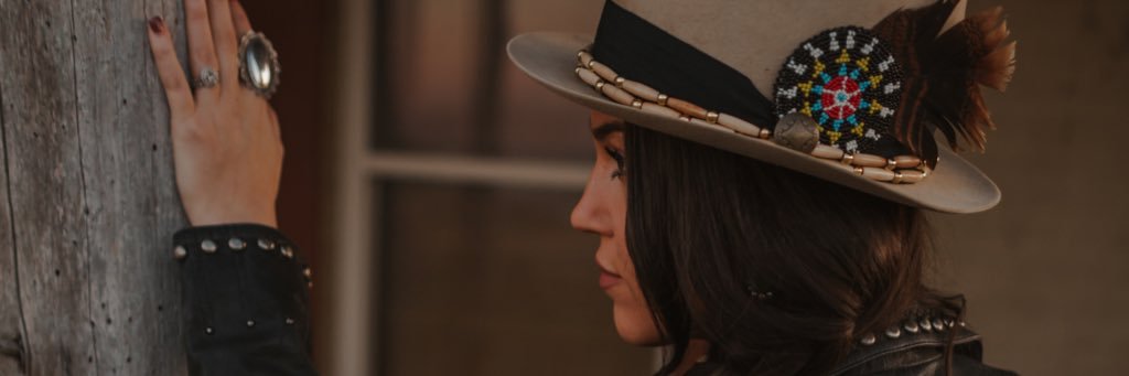TheBleacherBabe's profile banner image