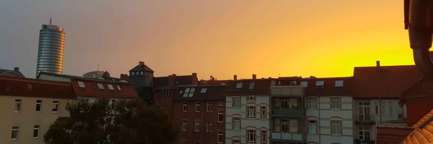 desiree_dotter's profile banner image