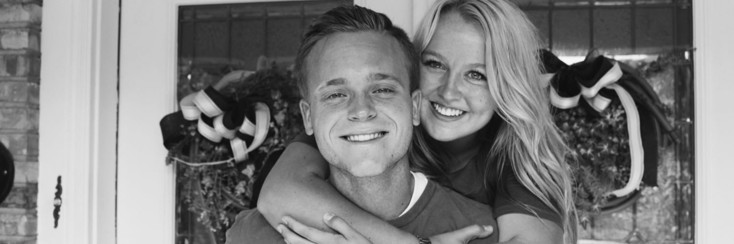 kenzienicole22's profile banner image