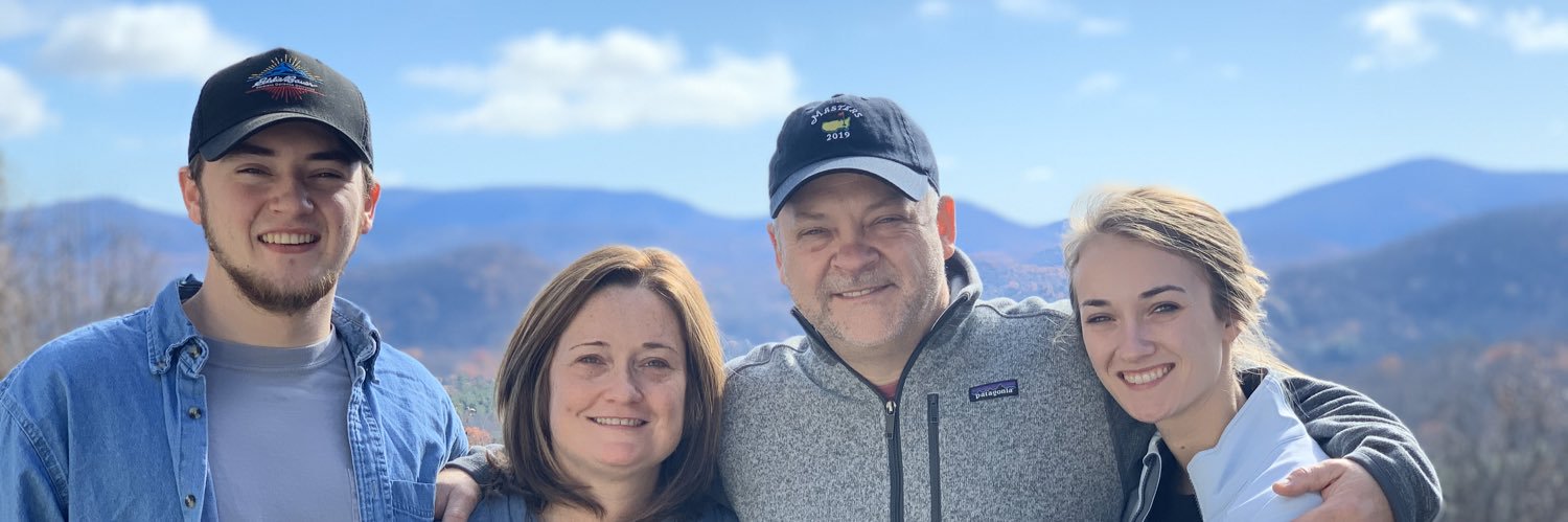 Daniellegsmith's profile banner image