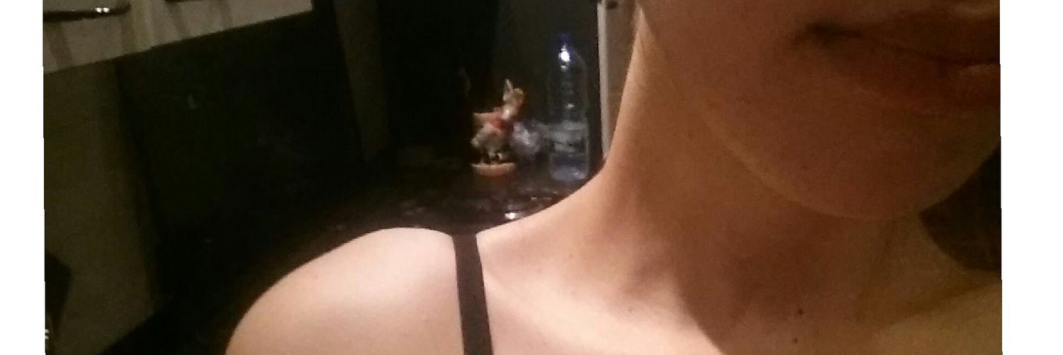 toniases96's profile banner image