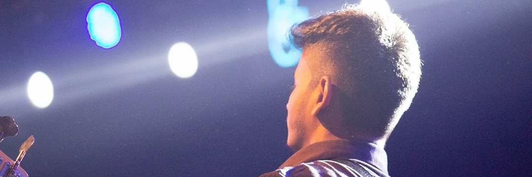 dshubham7's profile banner image