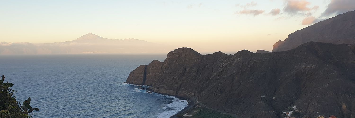 Adayherrera's profile banner image