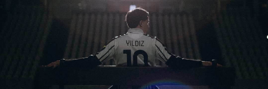 elissjv's profile banner image