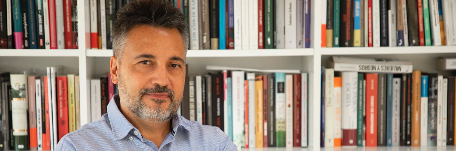 Antonio Rodríguez banner