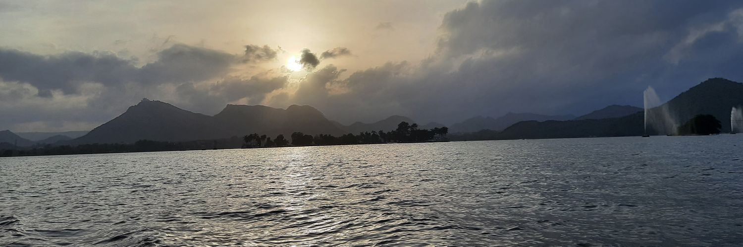 deeparam1109's profile banner image