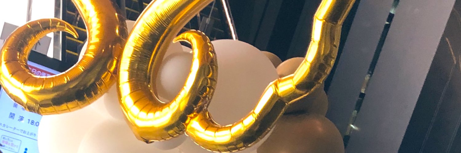 shm____d's profile banner image
