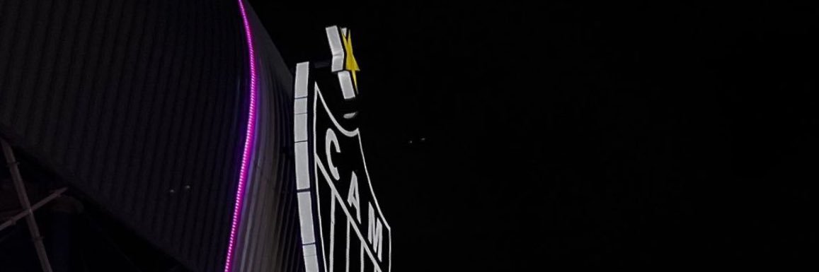 laraaah16's profile banner image