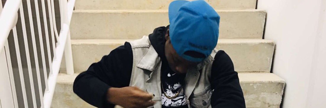 uncle_mar's profile banner image