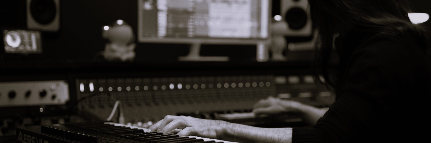 Kelly_Andrew's profile banner image