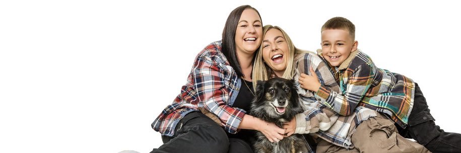 lucykholt's profile banner image