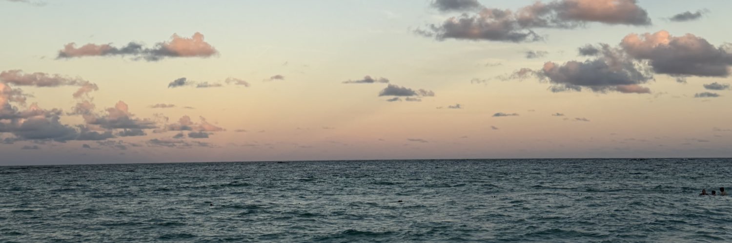 _leonie_brg's profile banner image