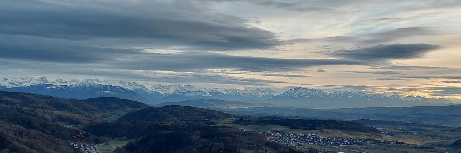 lotspi's profile banner image