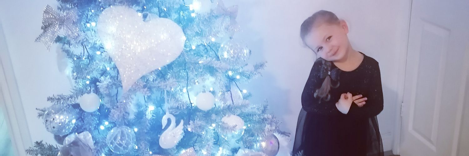 Gabrielleeee21's profile banner image