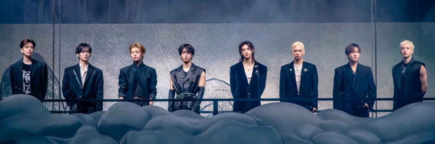 Cerulean 🦋 8 is fate 별,빛 banner