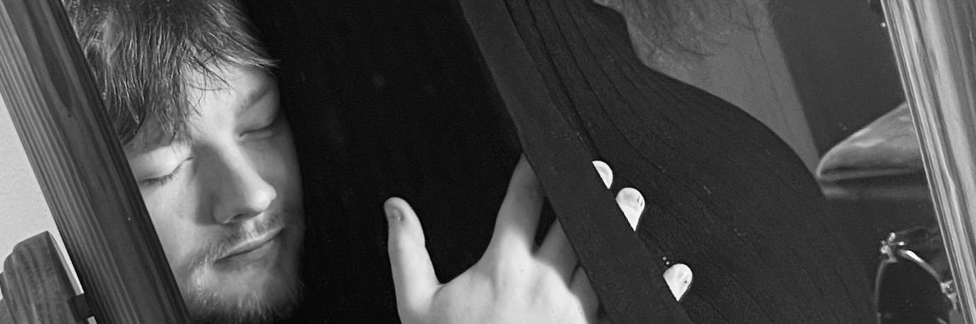 ceebs301's profile banner image