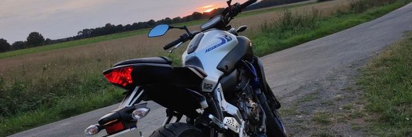 YoLoWesh6 Profile Banner
