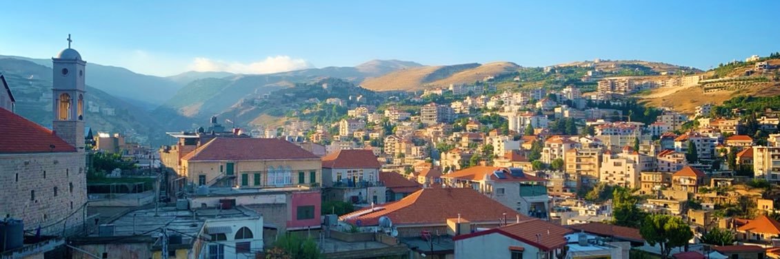 Lara Nabhan لارا نبهان banner