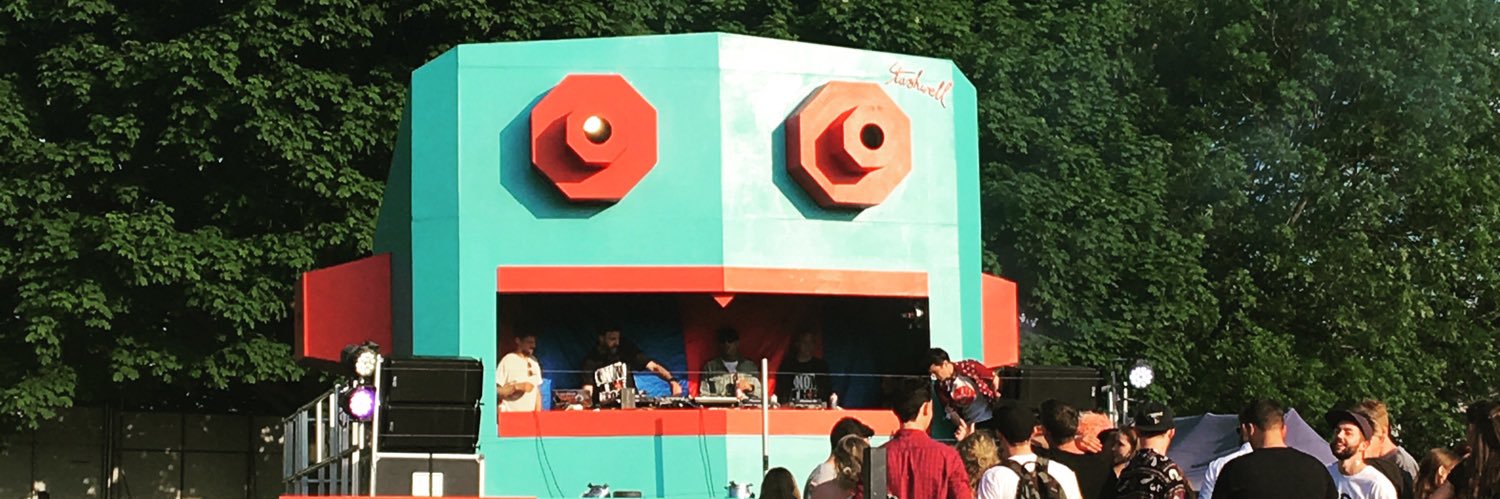 DJ banner