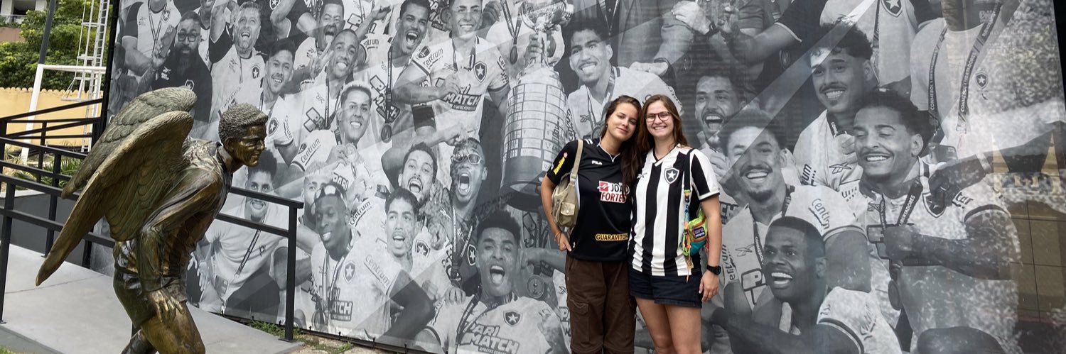 aaleunam's profile banner image