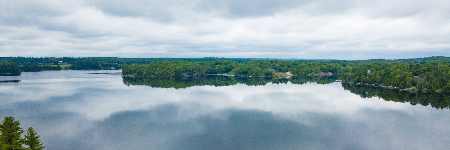 OntCottRent's profile banner image