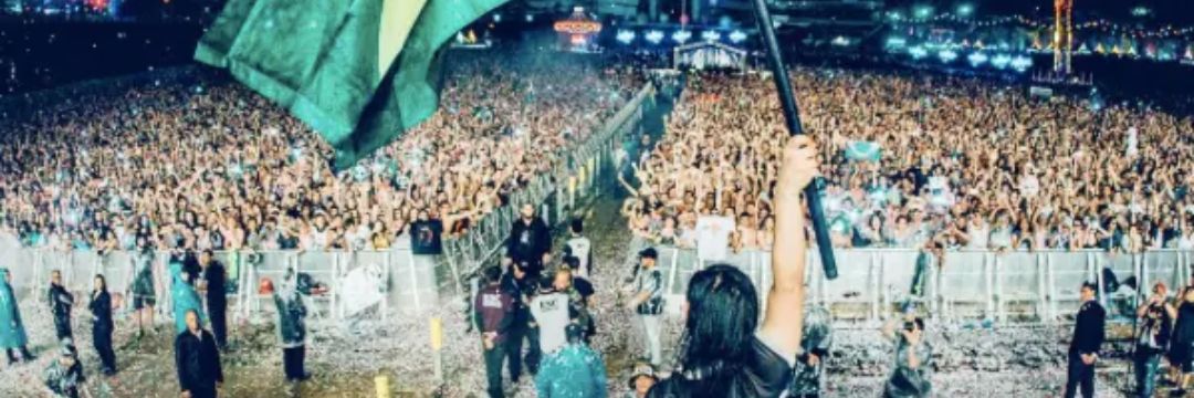 DaylorTweets's profile banner image