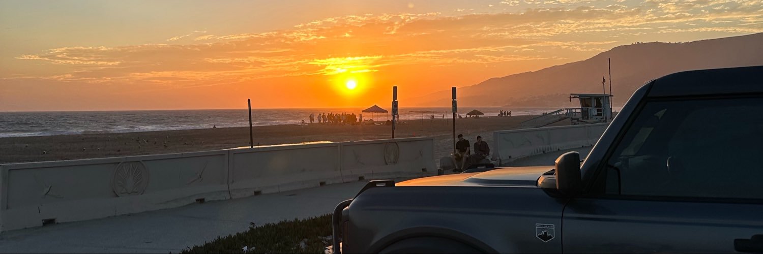 michaelmvnoz's profile banner image