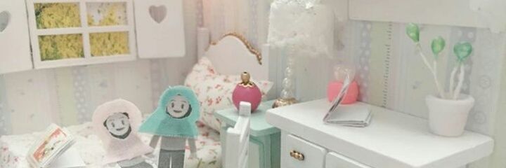 adelisassy's profile banner image