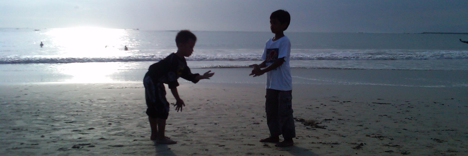 itubuku's profile banner image