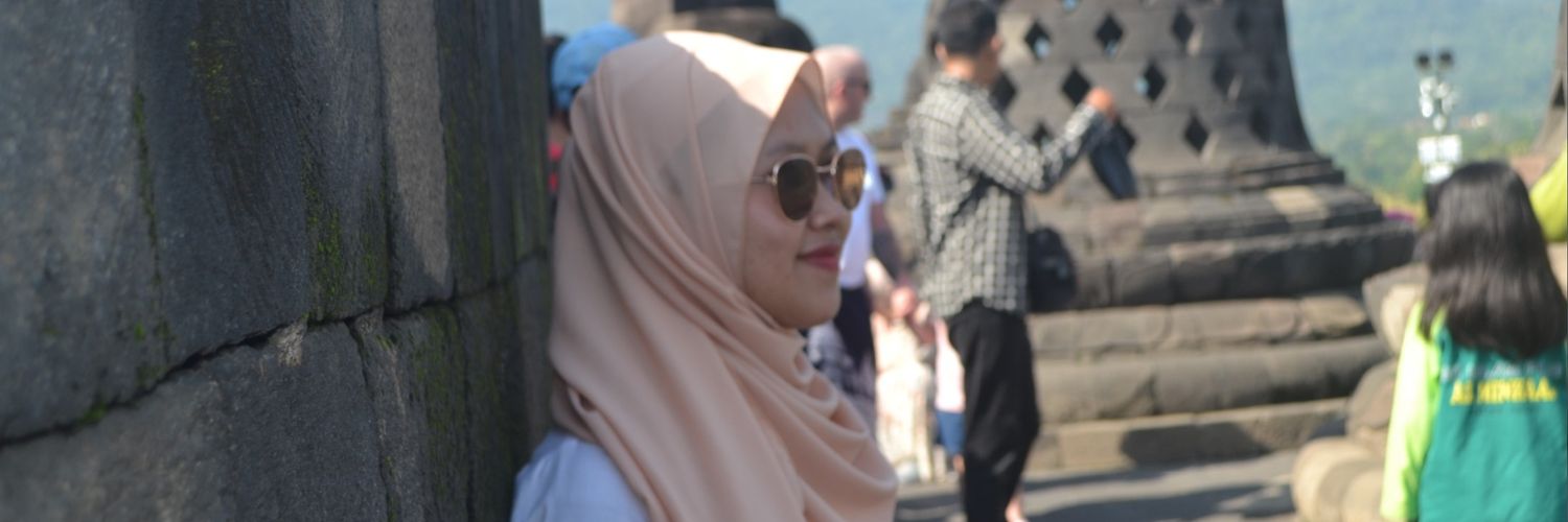 widikl's profile banner image
