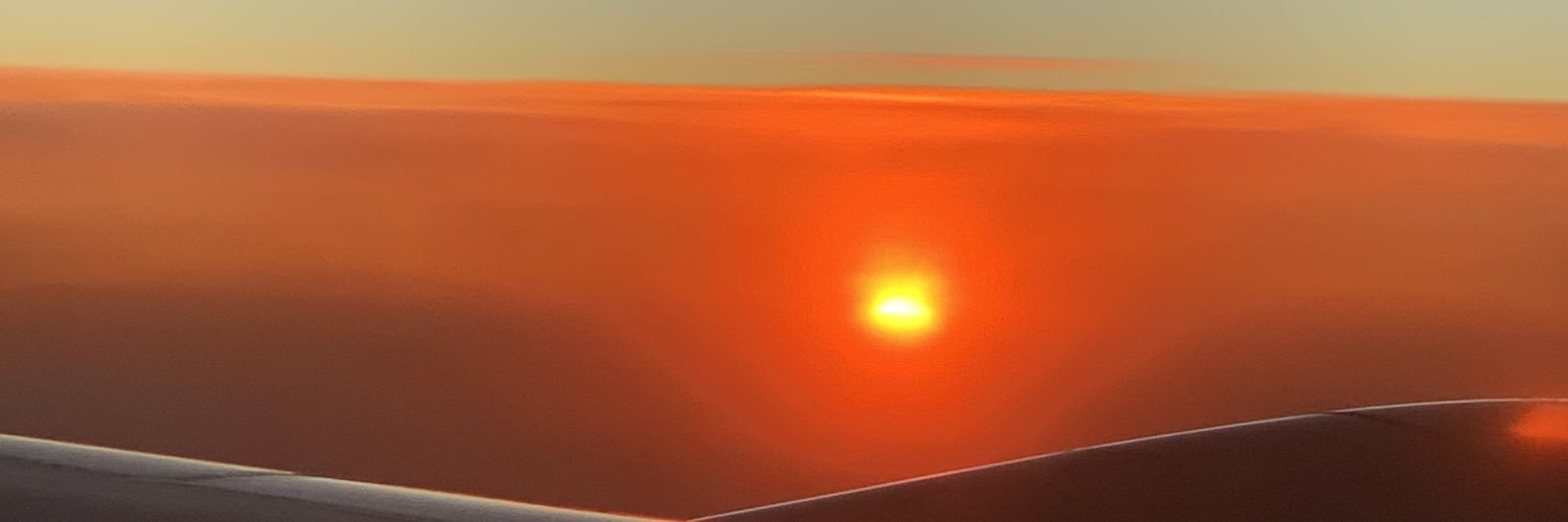 duhgiraffe's profile banner image