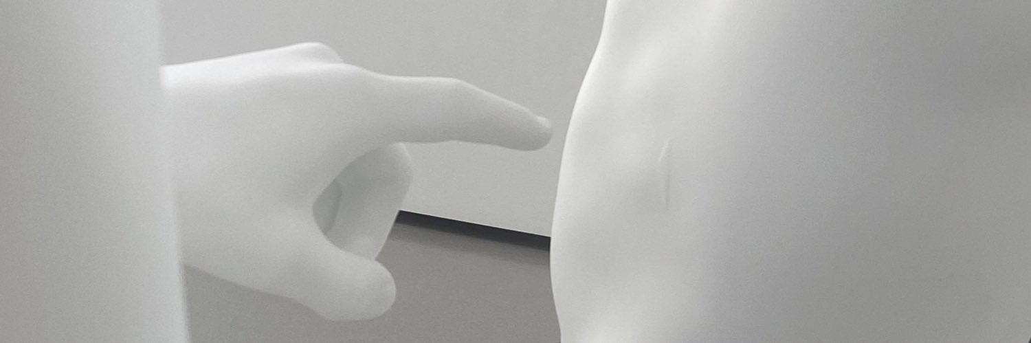 B banner