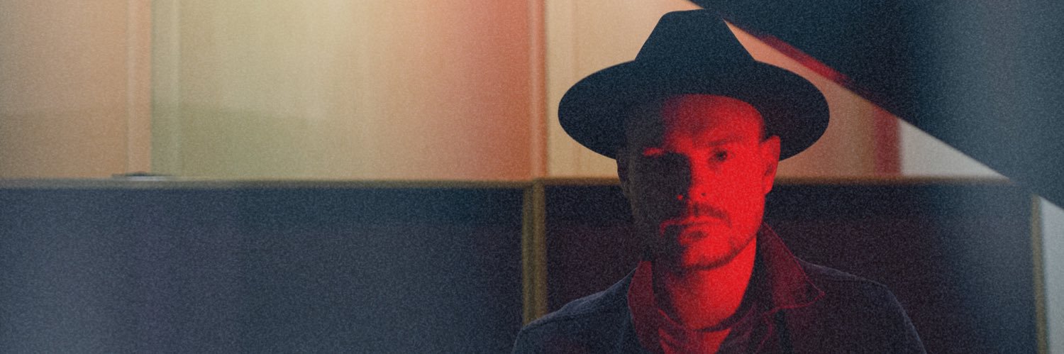 greglafollette's profile banner image