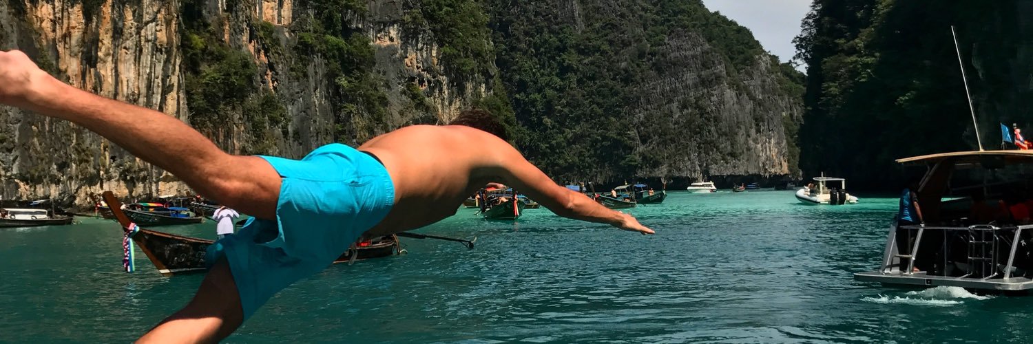 CharliRoan's profile banner image