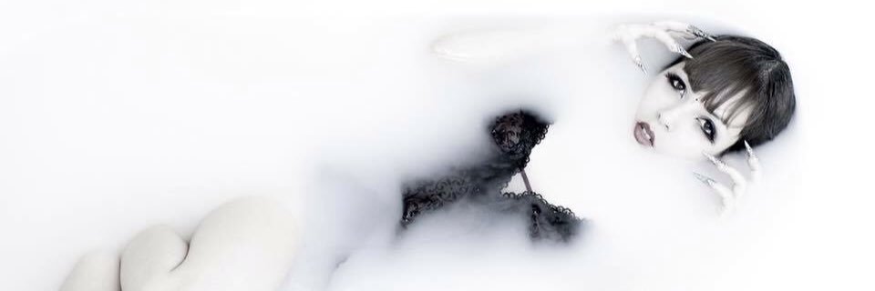 sweet_bat's profile banner image