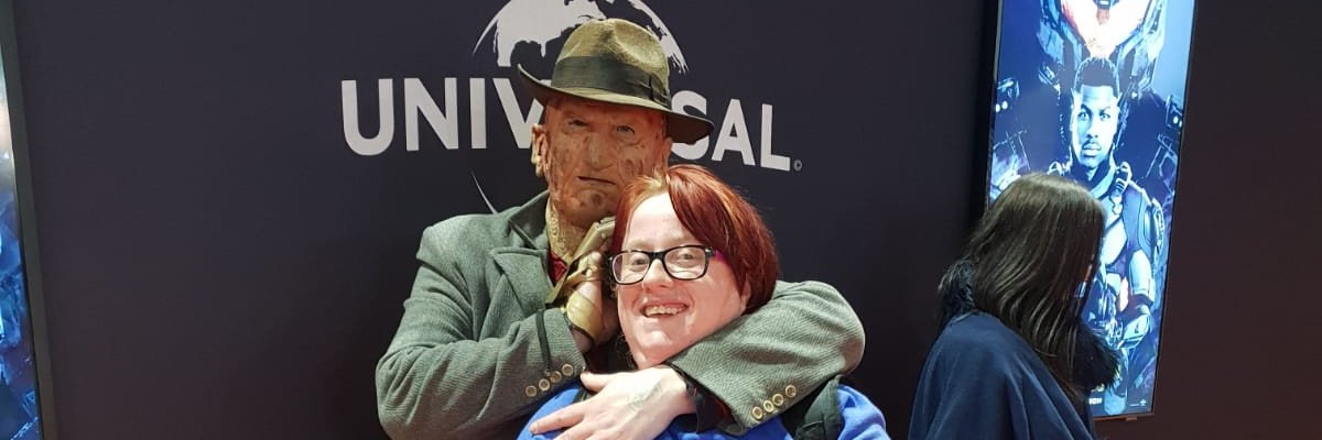 laura_hoggarth's profile banner image