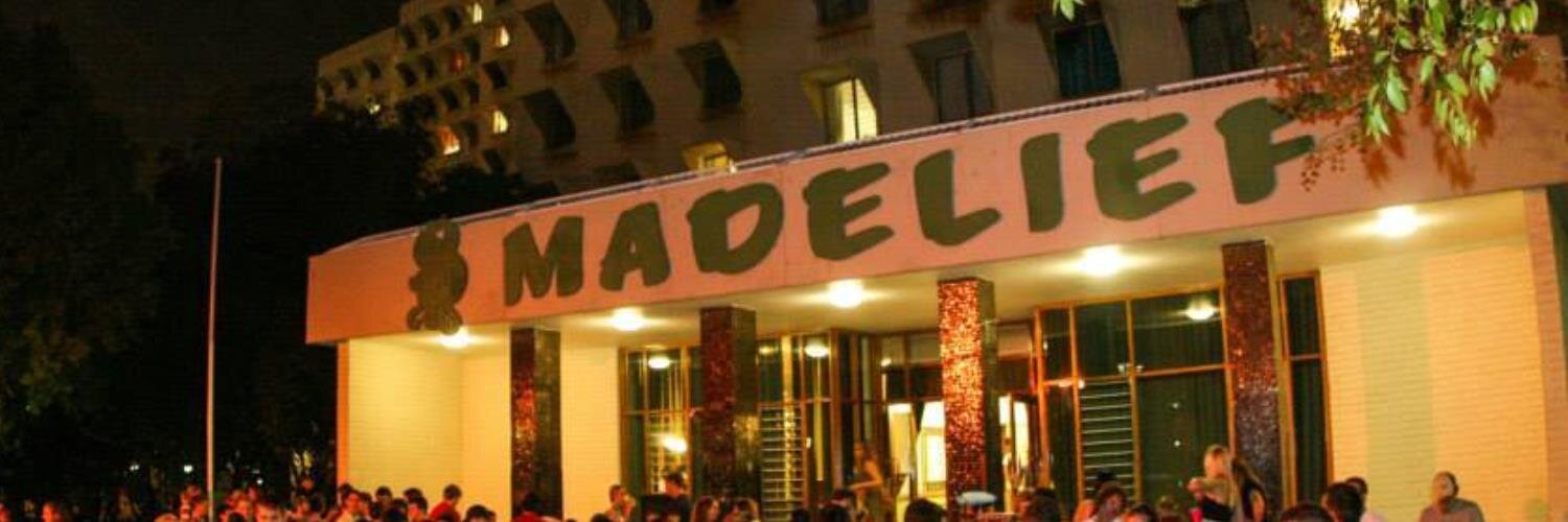 House Madelief banner